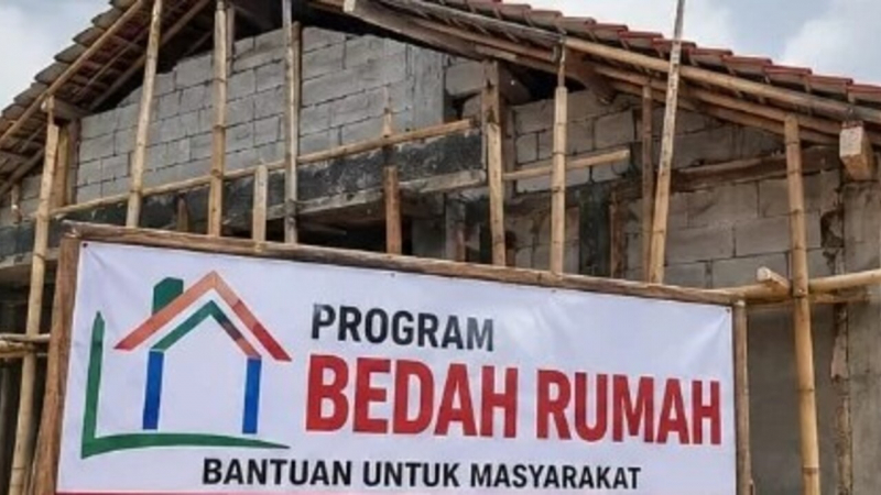 Program bantuan sosial bedah rumah bagi masyarakat kurang mampu di Kecamatan Tanah Cogok, Kabupaten Kerinci