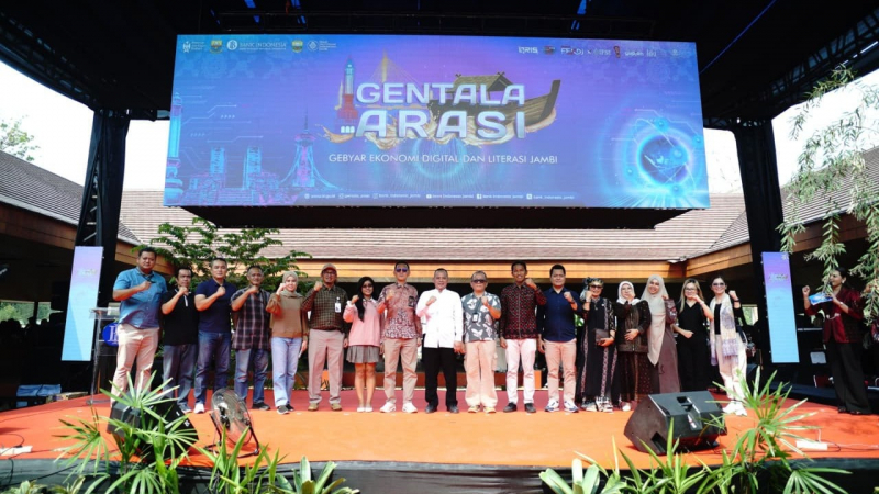 Foto bersama usai penutupan kegiatan Gentala Arasi Fest 2026 