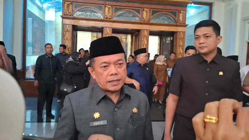Gubernur Jambi Al Haris